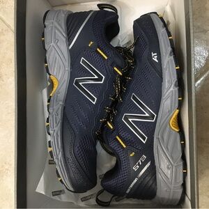 New Balance Blue and Yellow Athletic Shoes with Breathable Mesh